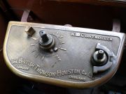 mer080903mi568-tn.jpg