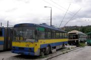 100601ja327-tn.jpg