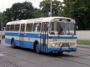 090627ja558-tn.jpg