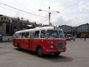 090627ja639-tn.jpg
