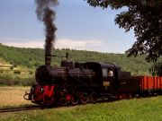 030729mk001-tn.jpg