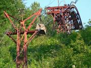 050704ty194-tn.jpg