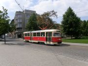 100523ja174-tn.jpg